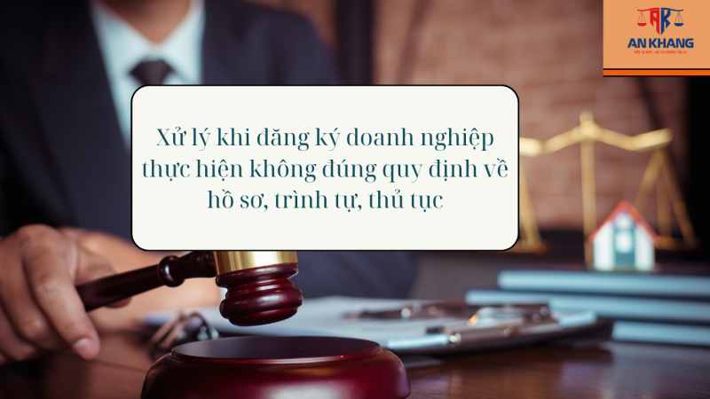 Hướng dẫn xử lý khi đăng ký doanh nghiệp thực hiện không đúng quy định về hồ sơ, trình tự, thủ tục
Theo Điều 63 Nghị định 168/2025/NĐ-CP, việc xử lý các trường hợp đăng ký doanh nghiệp không đúng quy định về hồ sơ, trình tự, thủ tục được quy định chặt chẽ. Bài viết sau đây sẽ phân tích chi tiết căn cứ pháp lý và hướng dẫn cụ thể.
Căn cứ pháp lý
Căn cứ Điều 63 Nghị định 168/2025/NĐ-CP, Chính phủ đã quy định rõ các trường hợp xử lý khi việc đăng ký doanh nghiệp không đúng quy định về hồ sơ, trình tự, thủ tục. Đây là cơ sở pháp lý quan trọng để bảo đảm tính minh bạch, đồng thời ràng buộc trách nhiệm của cơ quan đăng ký kinh doanh cũng như của doanh nghiệp.
Trường hợp cơ quan đăng ký kinh doanh thực hiện không đúng quy định
Trong một số trường hợp, Cơ quan đăng ký kinh doanh cấp tỉnh có thể thực hiện thủ tục đăng ký doanh nghiệp không đúng hồ sơ, trình tự, thủ tục. Khi đó:
•	Cơ quan đăng ký kinh doanh phải thông báo cho doanh nghiệp.
•	Đồng thời, có trách nhiệm thực hiện lại thủ tục đăng ký doanh nghiệp theo đúng quy định pháp luật.
•	Cơ quan này chịu trách nhiệm trước pháp luật về việc làm sai và việc khắc phục sai sót.
Quy định này khẳng định tính chịu trách nhiệm hành chính của cơ quan quản lý, tránh trường hợp sai sót gây ảnh hưởng quyền lợi hợp pháp của doanh nghiệp.
Xử lý hồ sơ đăng ký doanh nghiệp không trung thực, không chính xác
Trường hợp hồ sơ doanh nghiệp kê khai không trung thực, không chính xác, Điều 63 đã có quy định chi tiết theo từng tình huống:
3.1. Hồ sơ thành lập doanh nghiệp, chi nhánh, văn phòng đại diện
•	Nếu hồ sơ thành lập doanh nghiệp, chi nhánh, văn phòng đại diện hoặc thông báo lập địa điểm kinh doanh có kê khai sai sự thật, thì:
o	Giấy chứng nhận đăng ký được cấp từ hồ sơ đó sẽ không có hiệu lực.
o	Thông tin này sẽ được đăng tải công khai trên Cổng thông tin quốc gia về đăng ký doanh nghiệp.
o	Đồng thời, cơ quan đăng ký kinh doanh thông báo cho cơ quan thuế và cơ quan có thẩm quyền để phối hợp xử lý.
•	Doanh nghiệp bắt buộc phải nộp hồ sơ mới trong vòng 30 ngày kể từ ngày có thông báo để được xem xét cấp giấy chứng nhận hợp lệ.
•	Nếu không nộp, doanh nghiệp phải báo cáo theo khoản 5 Điều 21 Nghị định 168/2025/NĐ-CP.
3.2. Hồ sơ đăng ký thay đổi nội dung doanh nghiệp
•	Nếu nội dung thay đổi kê khai không trung thực, không chính xác thì:
o	Giấy chứng nhận đăng ký thay đổi, Giấy xác nhận thay đổi được cấp trên cơ sở hồ sơ sai lệch sẽ không còn hiệu lực.
o	Cơ quan đăng ký kinh doanh sẽ căn cứ vào hồ sơ hợp lệ liền kề trước đó để công nhận tình trạng pháp lý của doanh nghiệp.
•	Doanh nghiệp có thể gộp các nội dung thay đổi hợp pháp trong một bộ hồ sơ mới để được cấp giấy đăng ký thay đổi hợp lệ.
3.3. Trường hợp liên quan nhiều cơ quan đăng ký kinh doanh
Nếu sai sót liên quan đến nhiều cơ quan đăng ký kinh doanh cấp tỉnh, thì cơ quan nơi doanh nghiệp đặt trụ sở chính sẽ chịu trách nhiệm xử lý. Sau đó, phải thông báo kết quả đến các cơ quan liên quan, đặc biệt là cơ quan thuế để cập nhật và quản lý theo đúng quy định.
Trách nhiệm phối hợp và tính ràng buộc pháp lý
Điều 63 cũng nhấn mạnh:
•	Cơ quan đăng ký kinh doanh cấp tỉnh có nghĩa vụ thông báo và phối hợp với cơ quan thuế cùng các cơ quan nhà nước có thẩm quyền khi phát hiện hồ sơ sai sự thật.
•	Việc công bố công khai trên Cổng thông tin quốc gia về đăng ký doanh nghiệp tạo ra tính ràng buộc pháp lý, đồng thời giúp minh bạch thông tin để xã hội giám sát.
Đây là cơ chế quan trọng để ngăn chặn tình trạng lợi dụng việc kê khai sai nhằm trục lợi hoặc che giấu thông tin bất hợp pháp.
Ý nghĩa thực tiễn của quy định
Quy định tại Điều 63 mang ý nghĩa lớn:
•	Đối với cơ quan quản lý: bảo đảm nguyên tắc minh bạch, trách nhiệm, tránh sai sót trong quá trình giải quyết thủ tục hành chính.
•	Đối với doanh nghiệp: buộc phải kê khai trung thực, chính xác ngay từ đầu, nếu không sẽ đối diện với rủi ro bị vô hiệu hóa giấy chứng nhận và các hệ quả pháp lý liên quan.
•	Đối với xã hội: tạo niềm tin vào môi trường kinh doanh, thúc đẩy sự công bằng và kỷ luật trong hoạt động đăng ký doanh nghiệp.
Kết luận
Từ những phân tích trên có thể thấy, xử lý đăng ký doanh nghiệp không đúng quy định theo Điều 63 Nghị định 168/2025/NĐ-CP đã được thiết kế rất chặt chẽ, đảm bảo cả hai yếu tố: trách nhiệm quản lý nhà nước và nghĩa vụ trung thực của doanh nghiệp.
Doanh nghiệp cần hết sức lưu ý để hồ sơ đăng ký doanh nghiệp, chi nhánh, văn phòng đại diện hay thông báo thay đổi luôn trung thực, chính xác. Đồng thời, nếu có sai sót, cần khẩn trương khắc phục trong thời hạn luật định, tránh bị vô hiệu hóa giấy chứng nhận hoặc bị xử lý nghiêm theo quy định.

