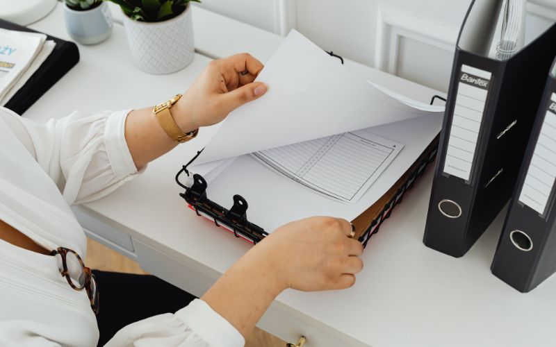Thực hiện hạch toán hồ sơ kế toán trọn gói