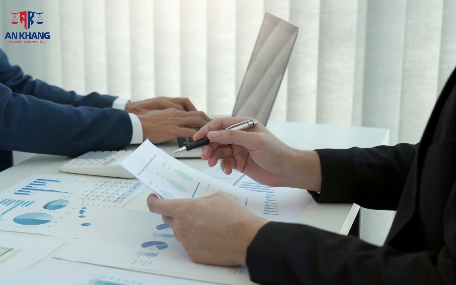 Một trong những khó khăn khi thành lập công ty là tìm kiếm và phát triển khách hàng Khó khăn khi đăng ký doanh nghiệp: Tìm kiếm và phát triển tệp khách hàng
