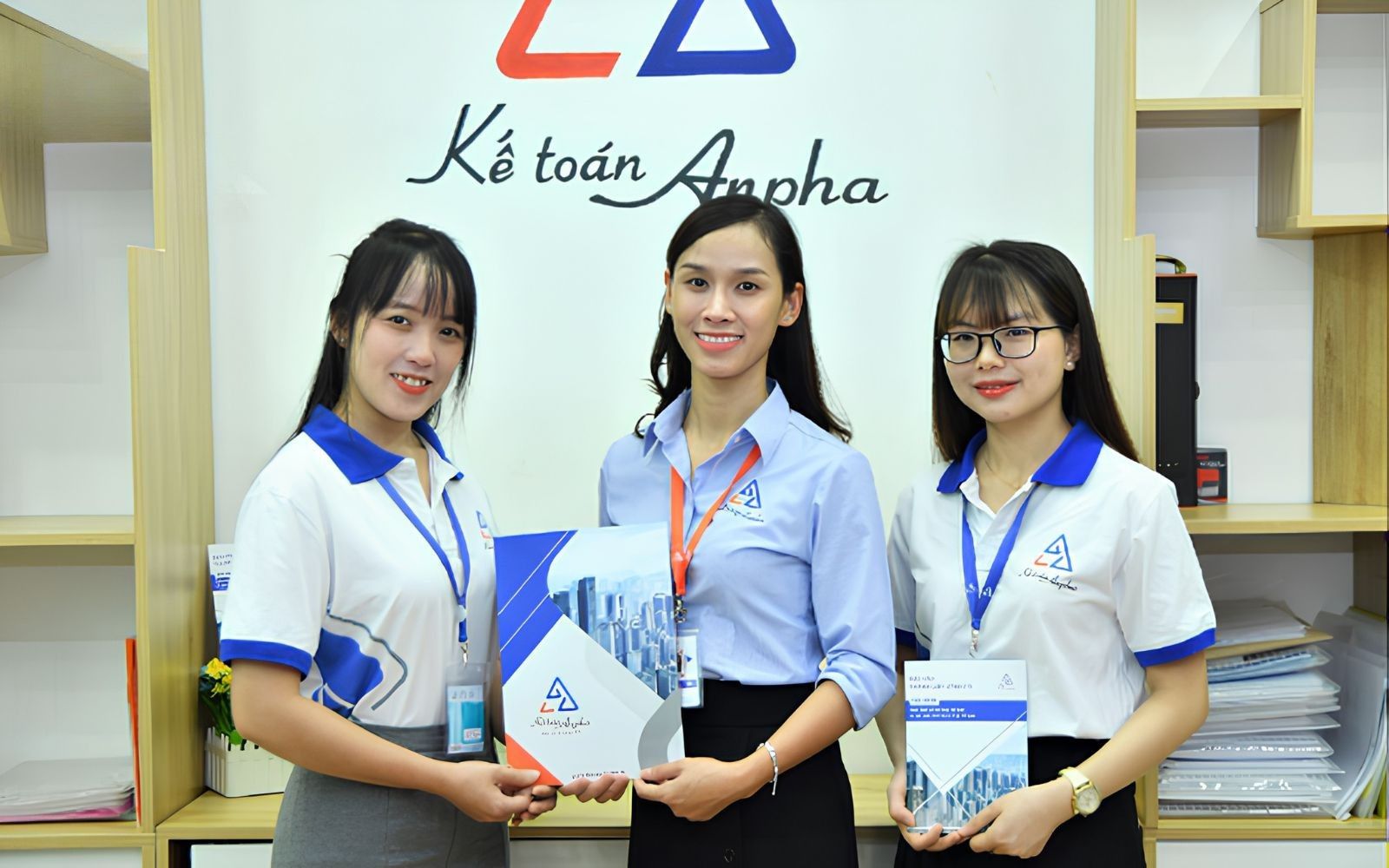 Dịch vụ kế toán thuế chuyên nghiệp Công ty Kế toán Anpha Công ty dịch vụ kế toán uy tín tại TPHCM - Anpha